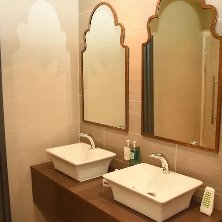 The Fairview Boutique 4*