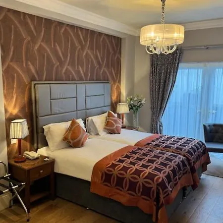 The Fairview Boutique Cill Airne